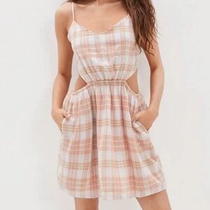 American Eagle Cutout Plaid Sundress‎ Pink / Neutral Size XXL
